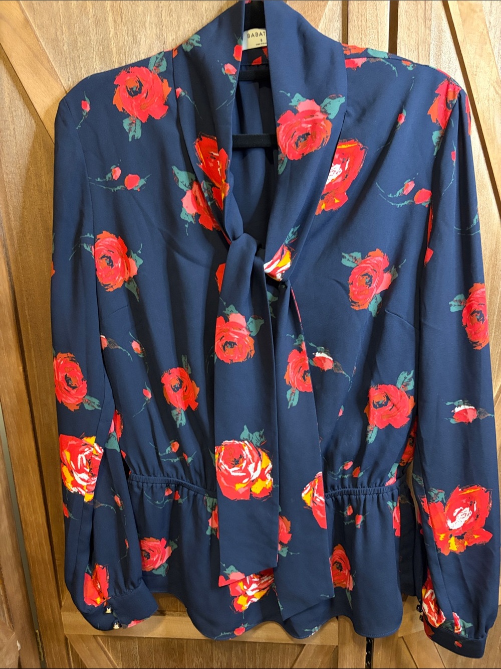BABATON Navy Blue Floral Rose Tie Neck Long Sleeve Blouse Women’s SIZE SMALL